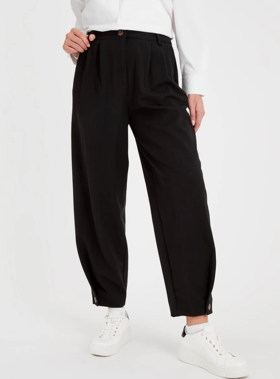 "Tu Women's Black High-Waisted Barrel Leg Trousers Size 18"