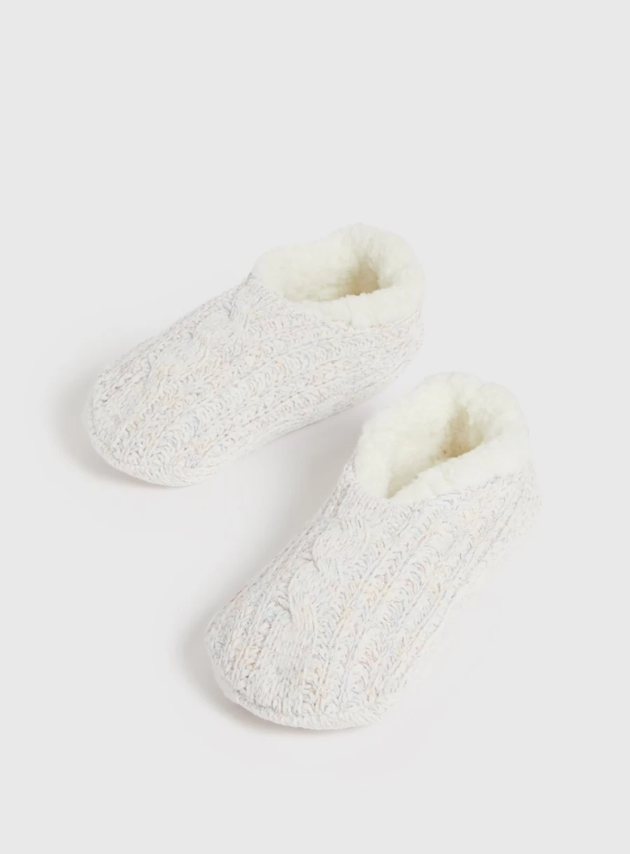 Tu Women's White Borg Lined Footsie Slippers - Cozy Winter Slippers for Women Size 6-8