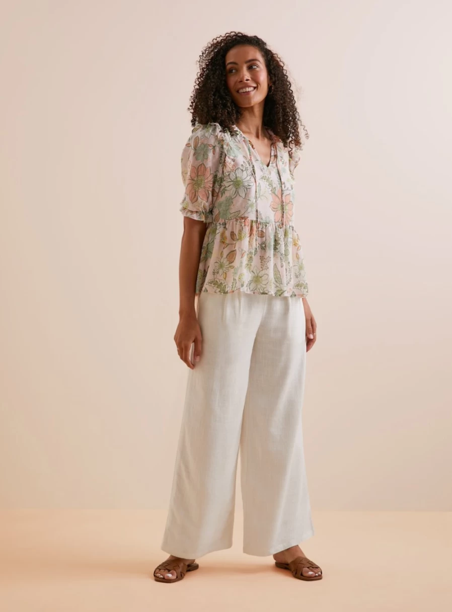 Everbelle Women's White Cross Hatch Wide Leg Trousers - Comfortable High-Waisted Casual Pants for Women