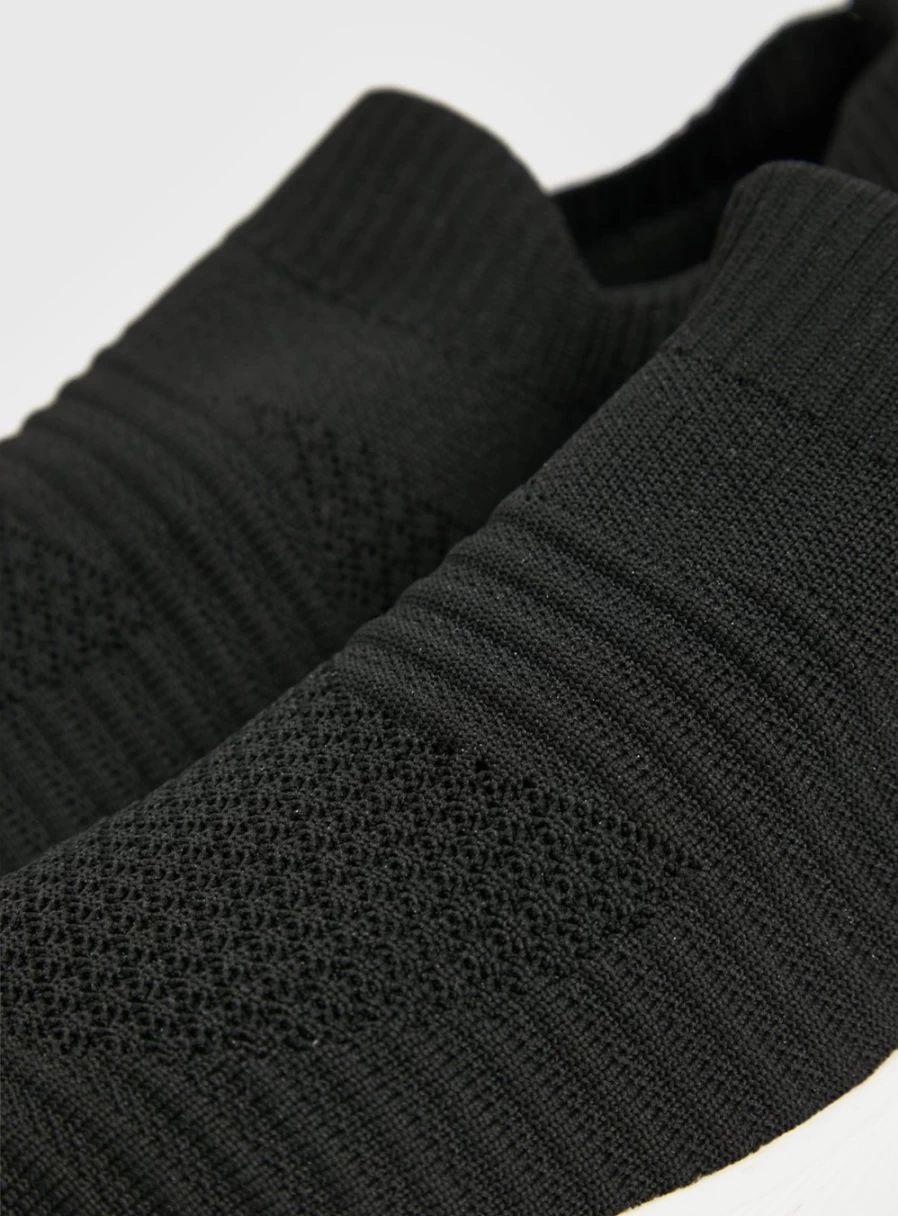 Tu Women's Black Knitted Slip-On Sneakers - Comfortable Casual Trainers Size 4
