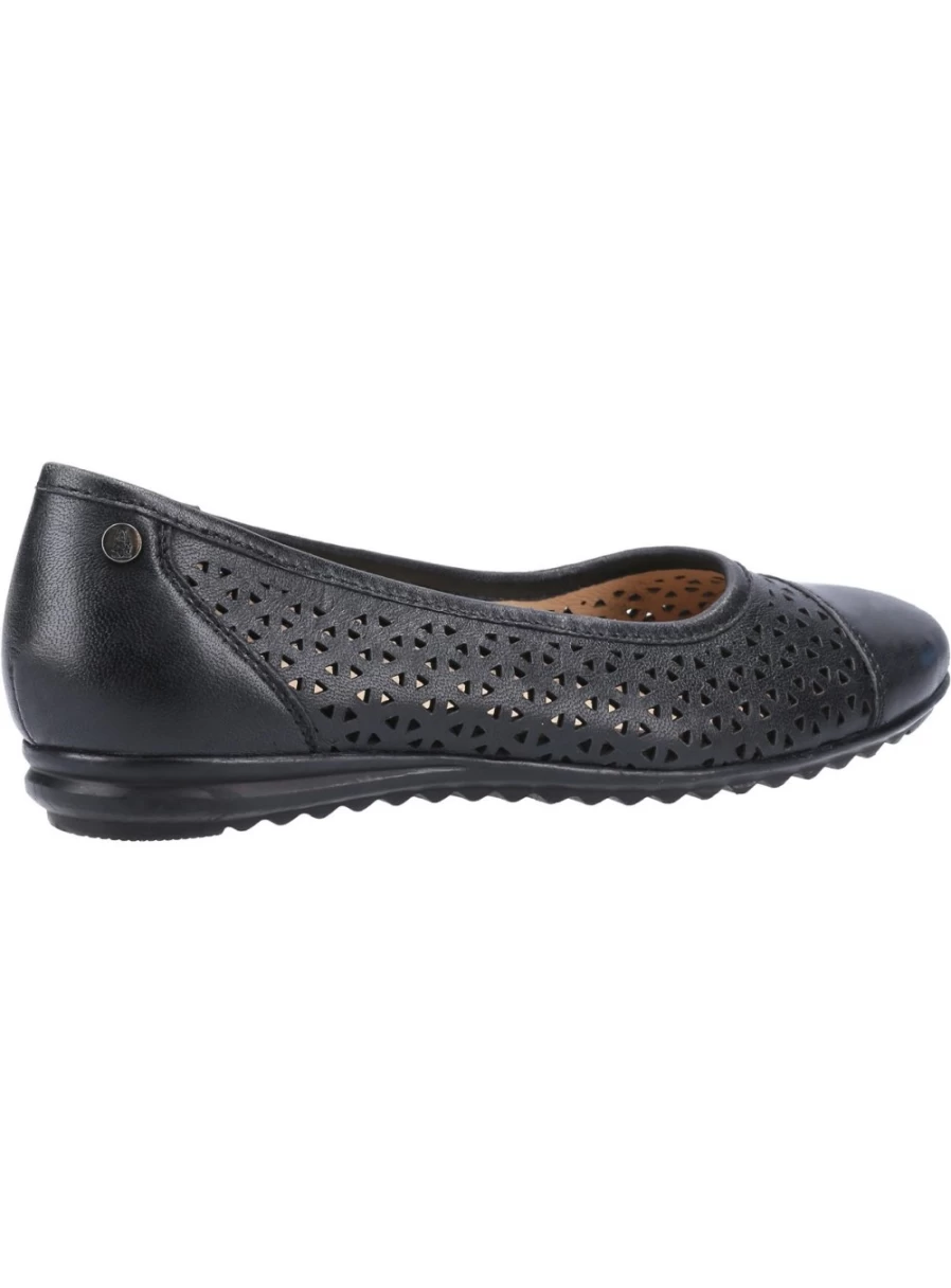 Hush Puppies Women's Leah Ballerina Pump - Comfortable Flat Shoes for Casual Wear