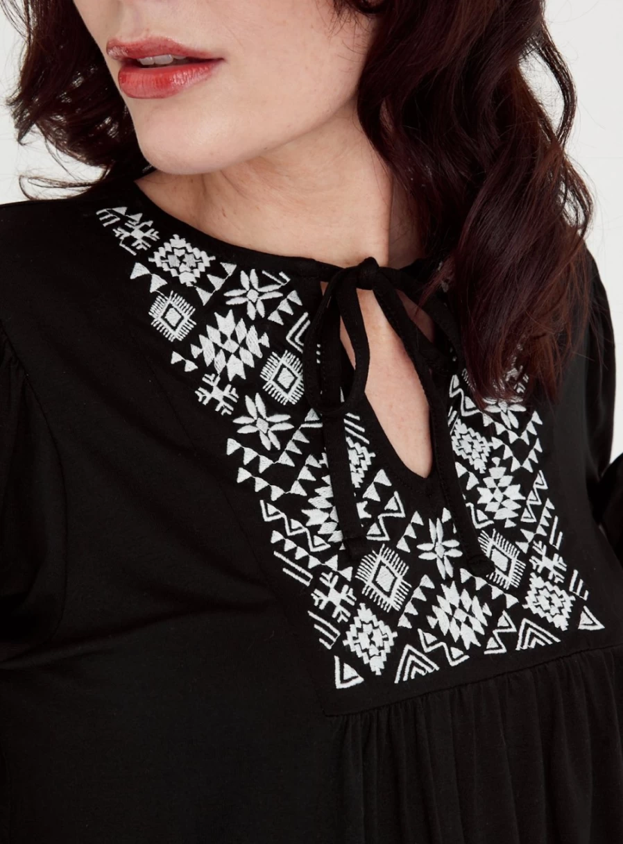 Tu Women's Black Embroidered Relaxed Fit Top - Size 8 Casual Boho Blouse