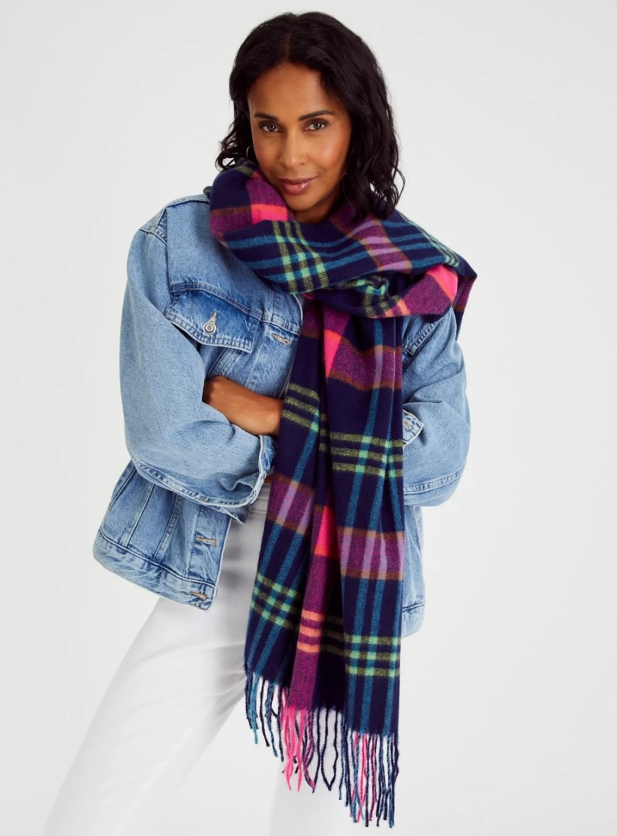 "Tu Women's Navy Check Scarf - One Size Fashion Accessory"