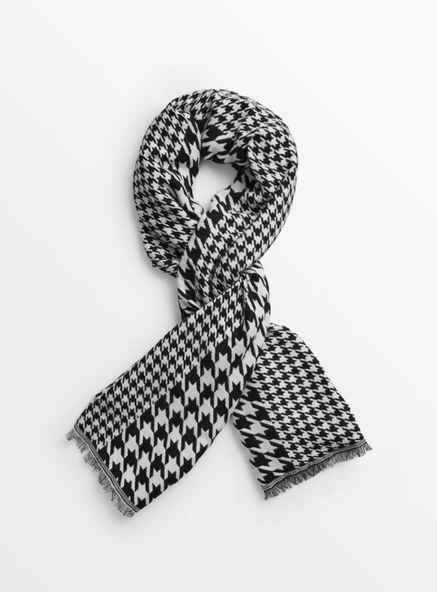 "Tu Women's Mono Dogtooth Print Scarf - One Size Fashion Accessory"