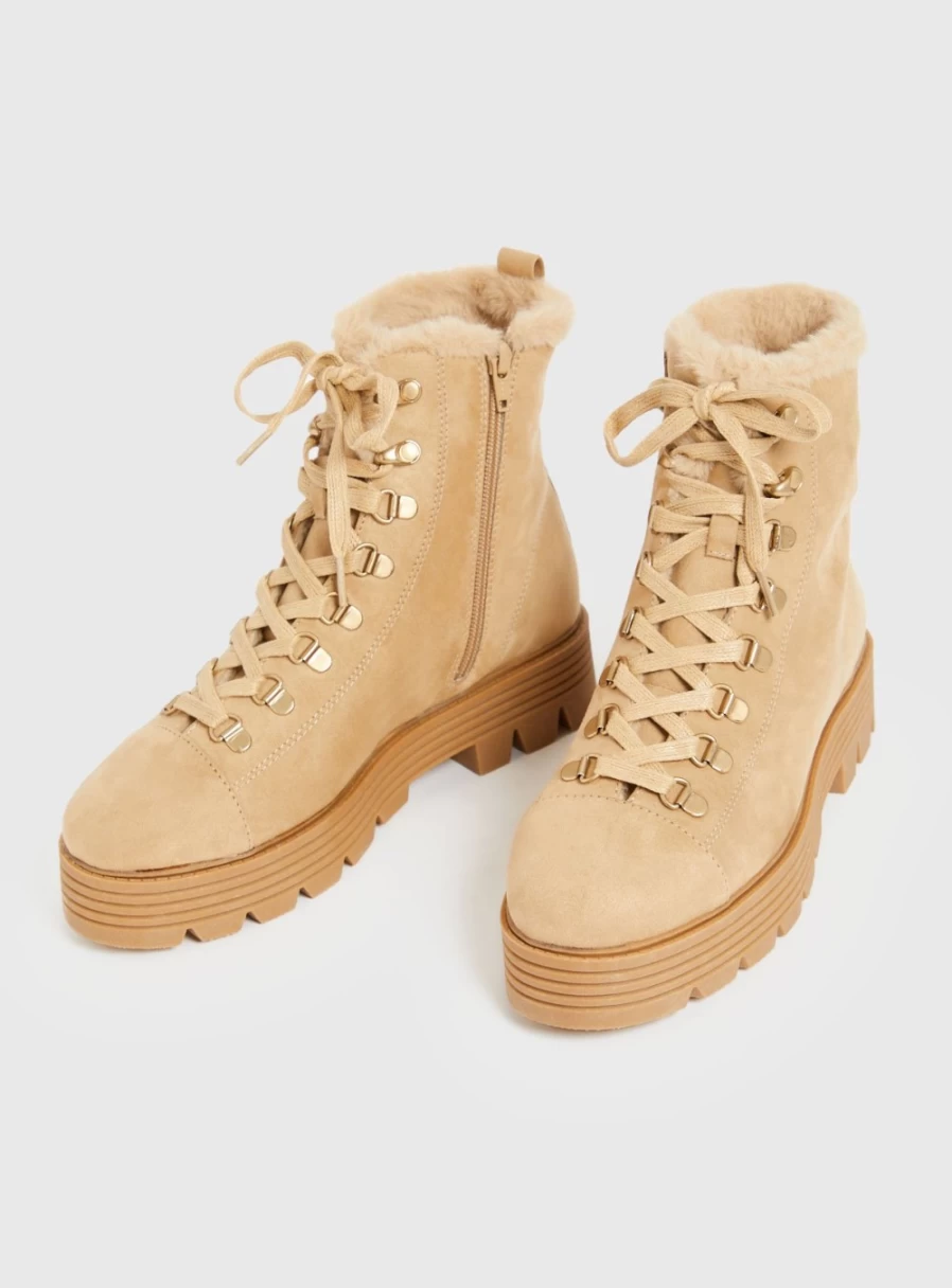 Women's Beige Hiker Boots with Lace-Up Design by Tu - Size 8 Outdoor Hiking Footwear