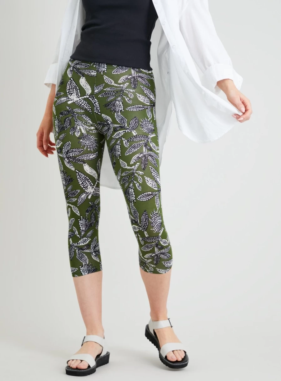 Tu Women's Black & Khaki Leaf Print High-Waisted Crop Leggings - Size 16-18 Yoga Pants