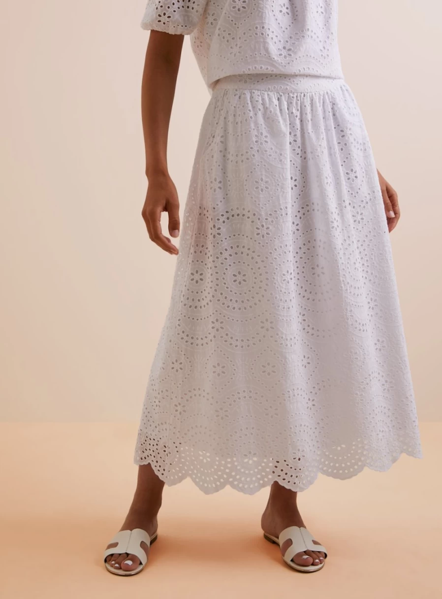 Everbelle Women's White Broderie Embroidered Maxi Skirt Coord Set - Size 10