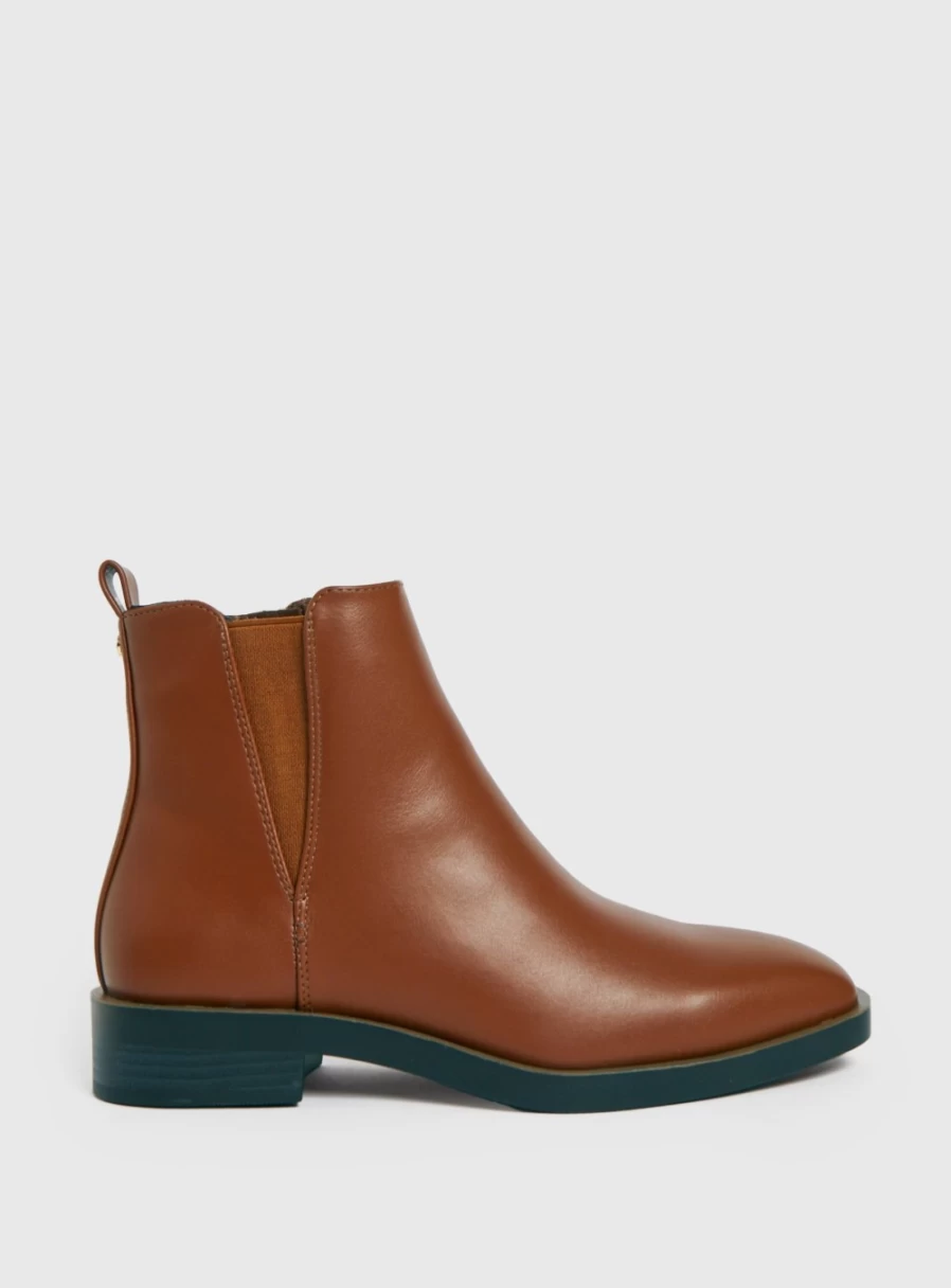 Tu Women's Dark Tan Faux Leather Chelsea Boots - Size 6