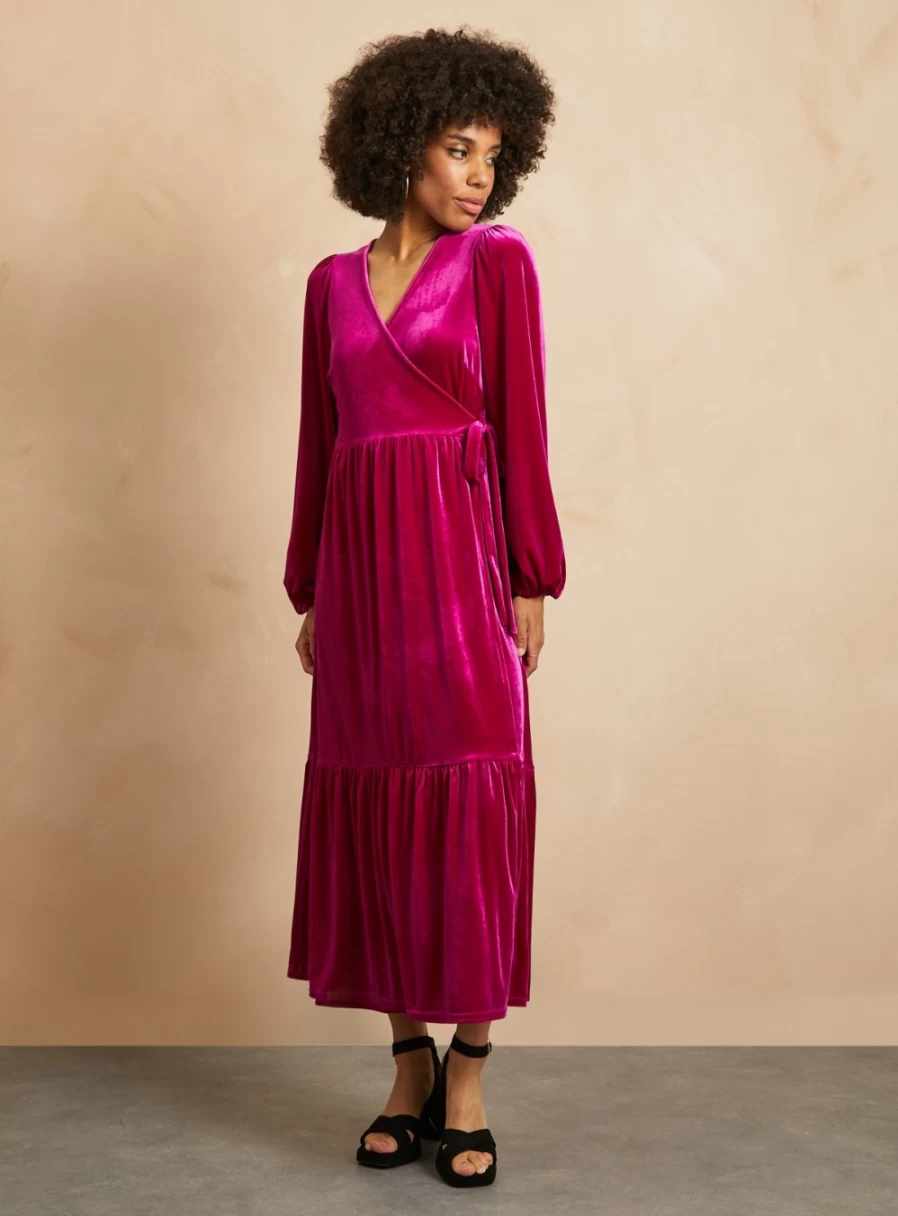 Everbelle Women's Pink Velvet Wrap Dress - Size 12 | Elegant & Comfortable Velvet Dress