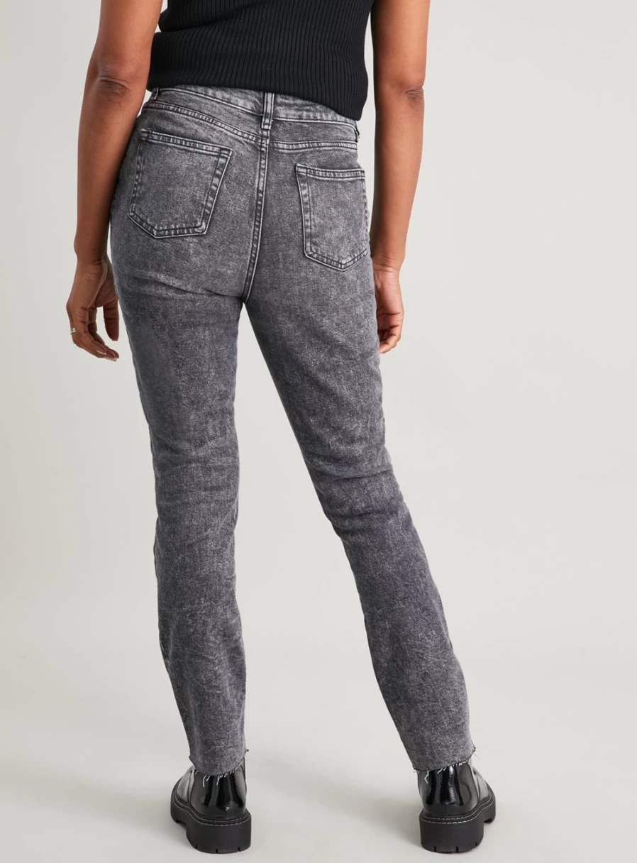 Tu Women's Washed Vintage Slim Leg Jeans - 14S High Waist Distressed Denim Pants