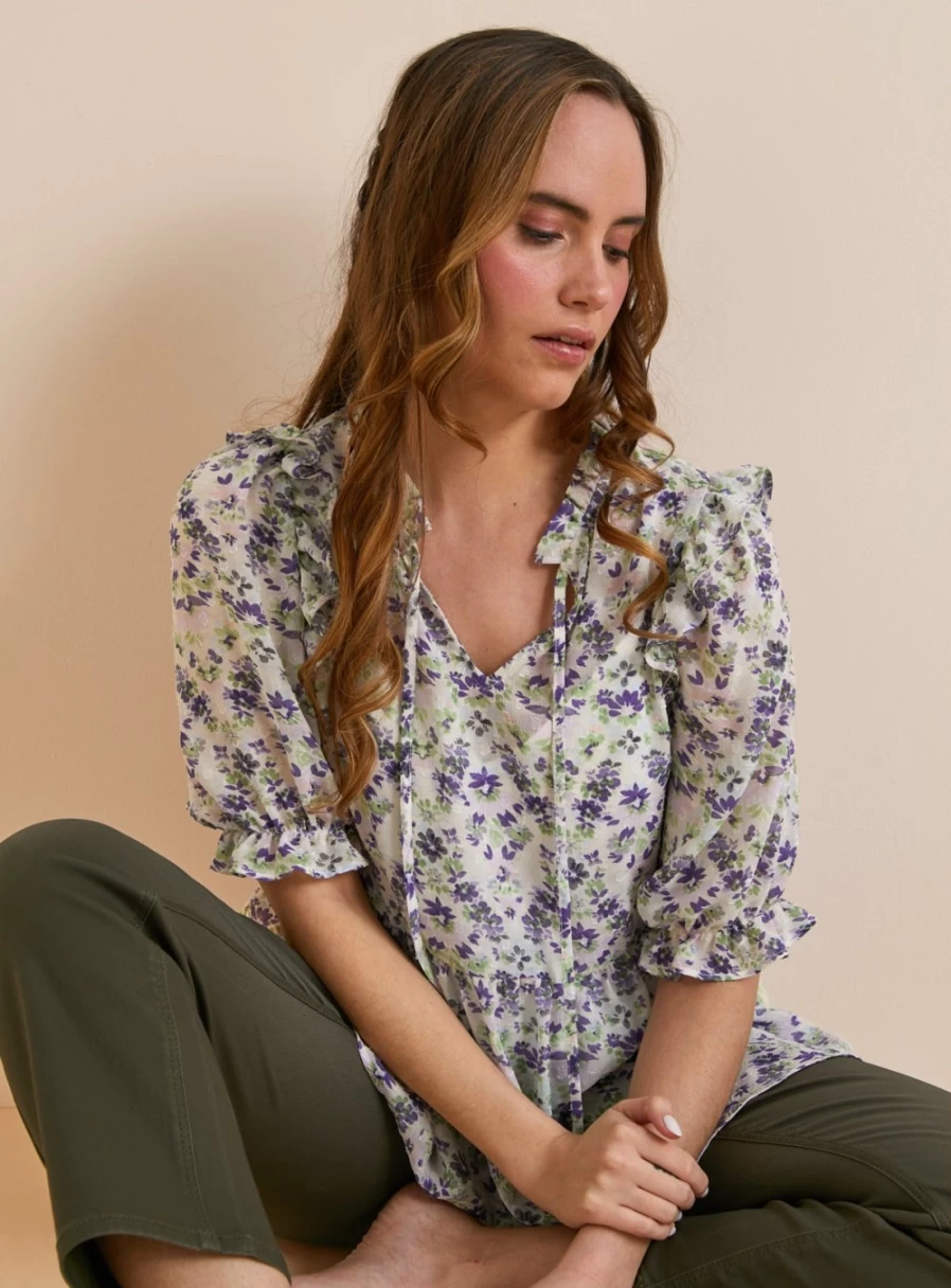 Everbelle Women's Floral Dobby Blouse with Trellis Design - Size 10