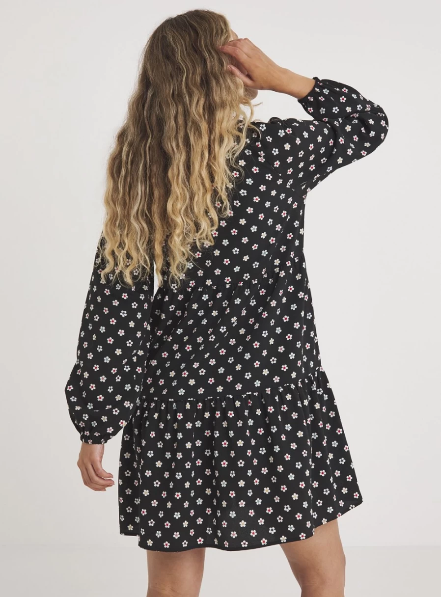 Simply Be Women's Black Floral Tiered Smock Dress - Size 32, Boho Chic Style