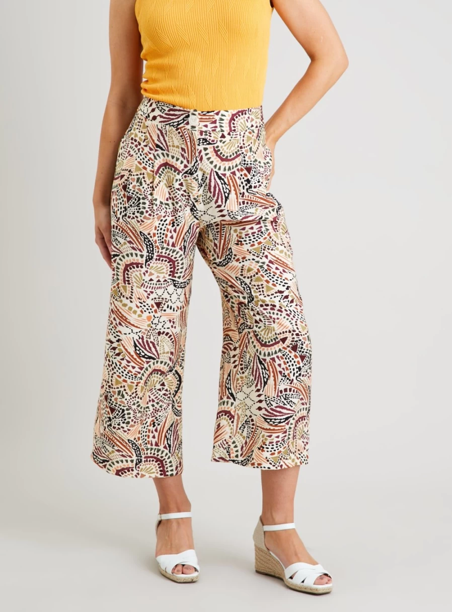"Tu Women's Tribal Print Woven Cropped Wide Leg Pants - Size 8R"
