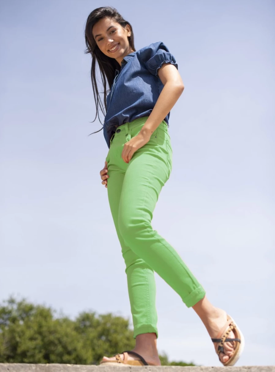 Brakeburn Women's Green High-Waist Slim Fit Jeans - Size 10 | Stylish & Comfortable Denim Pants