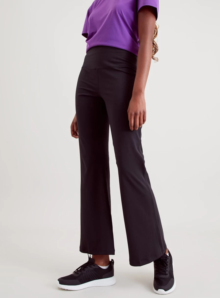 Tu Women's Active Black Kick Flare Pants - Size 14 Stretch Comfort Fit