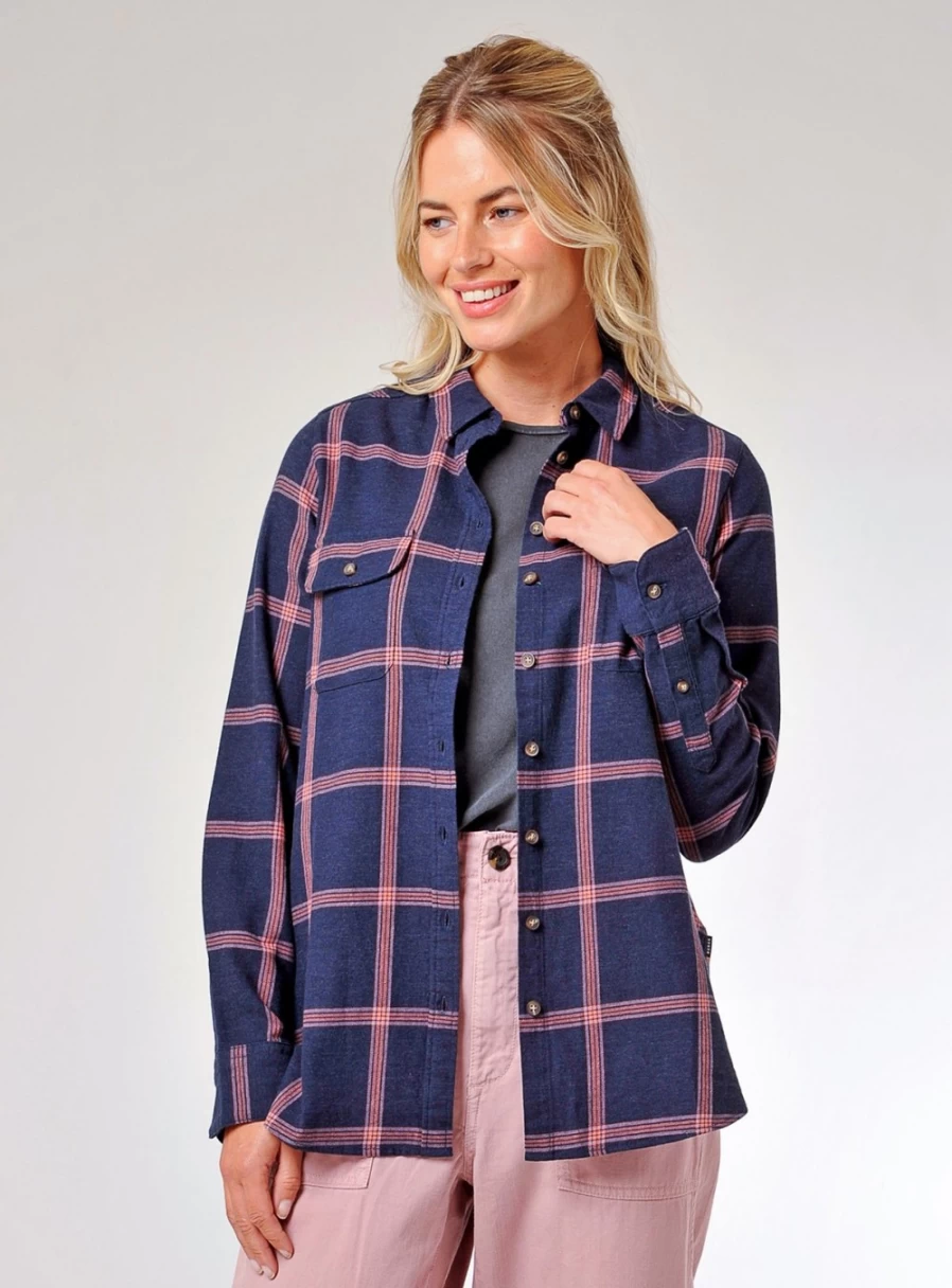 Burgs Women's Beacon Navy Checkered Button-Down Shirt Size 10 Classic Fit Plaid Long Sleeve Top