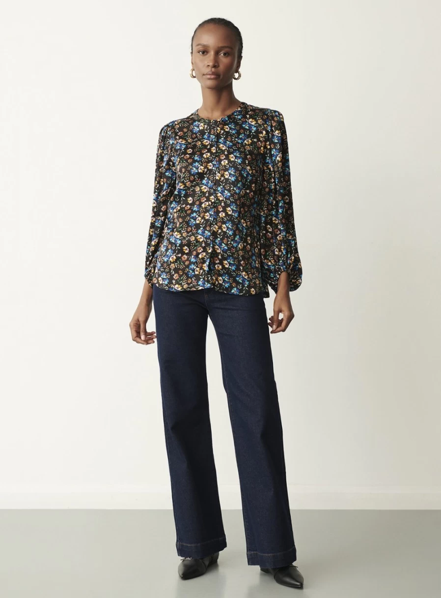 Finery Women's Lena Blouse - Stylish Top for Women's Fashion