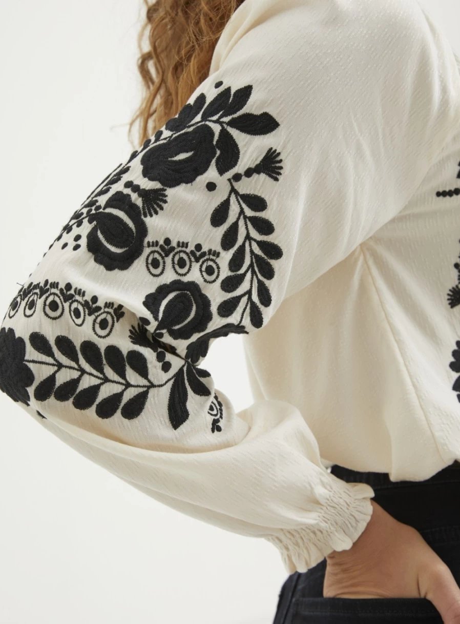 FatFace Women's Ellen Embroidered Blouse - Floral Design Casual Top Size 20