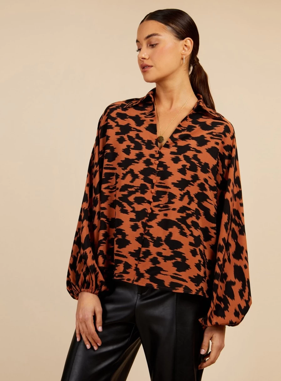 Vogue Williams Women's Leopard Print Blouse - Stylish Animal Pattern Top