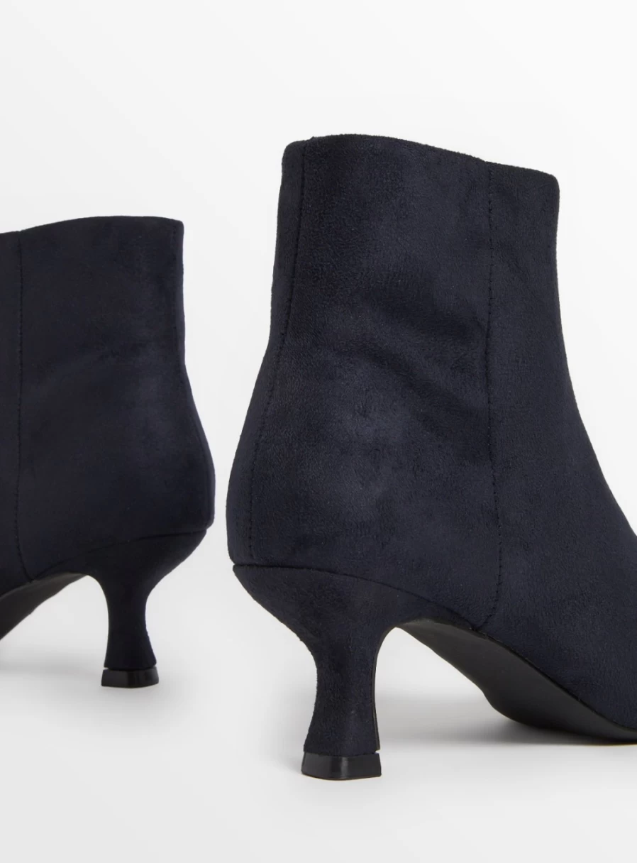 Tu Women's Navy Blue Kitten Heel Ankle Boots - Size 7 Fashion Footwear