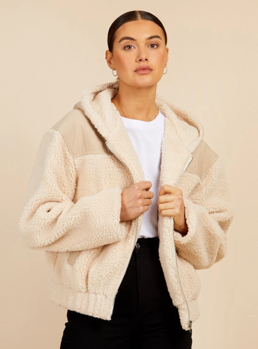 Vogue Williams Women's Cream Borg Jacket - Stylish Winter Coat 10