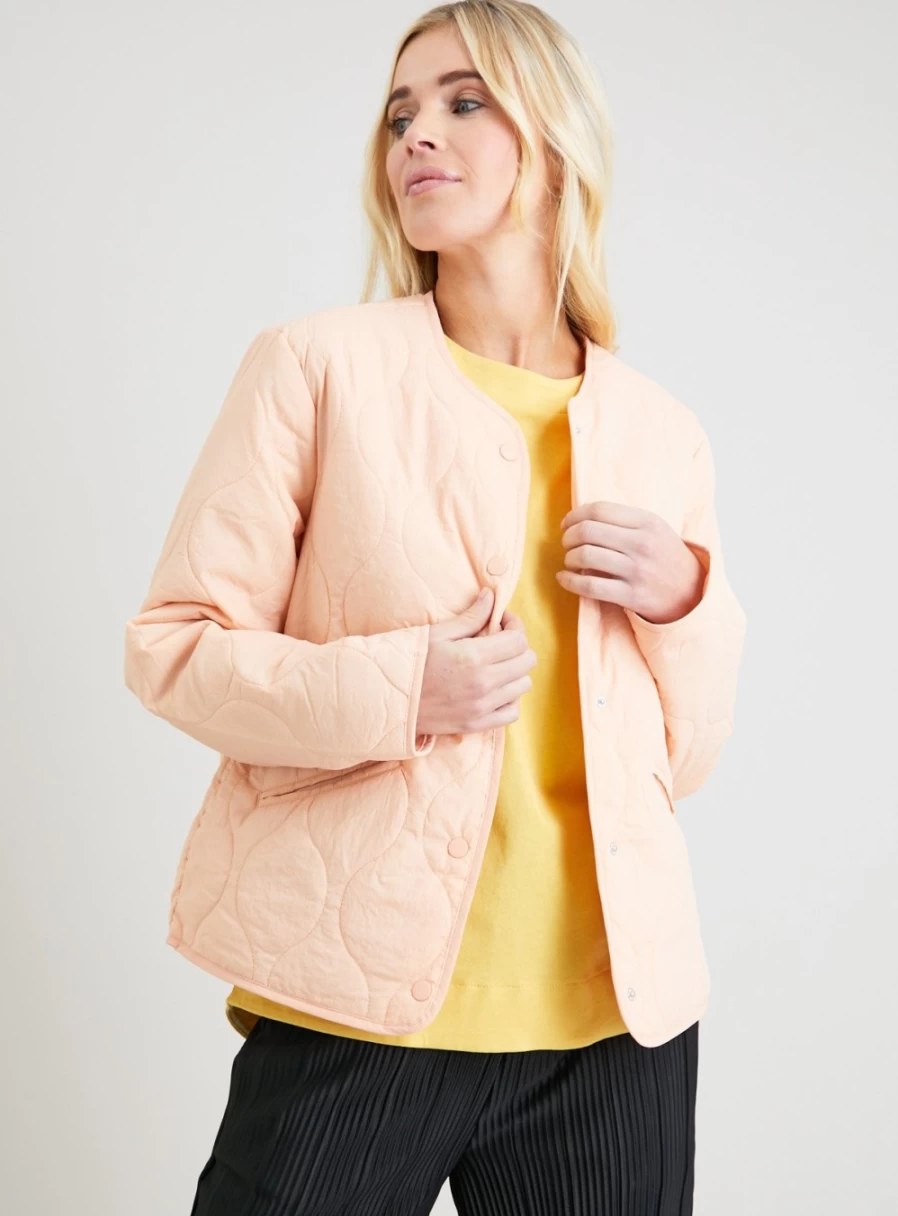 Tu Women's Peach Quilted Water-Resistant Jacket - Lightweight Outdoor Coat for All Seasons